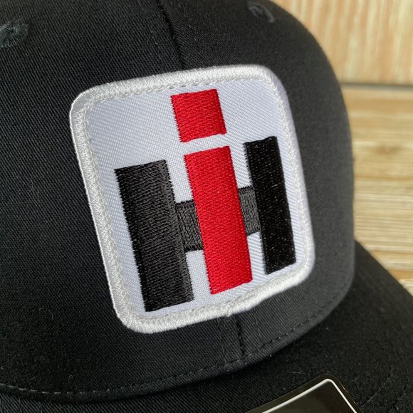 Case IH International Harvester Vintage Patch Hat - All Black Richardson 112 - Picture 6 of 7